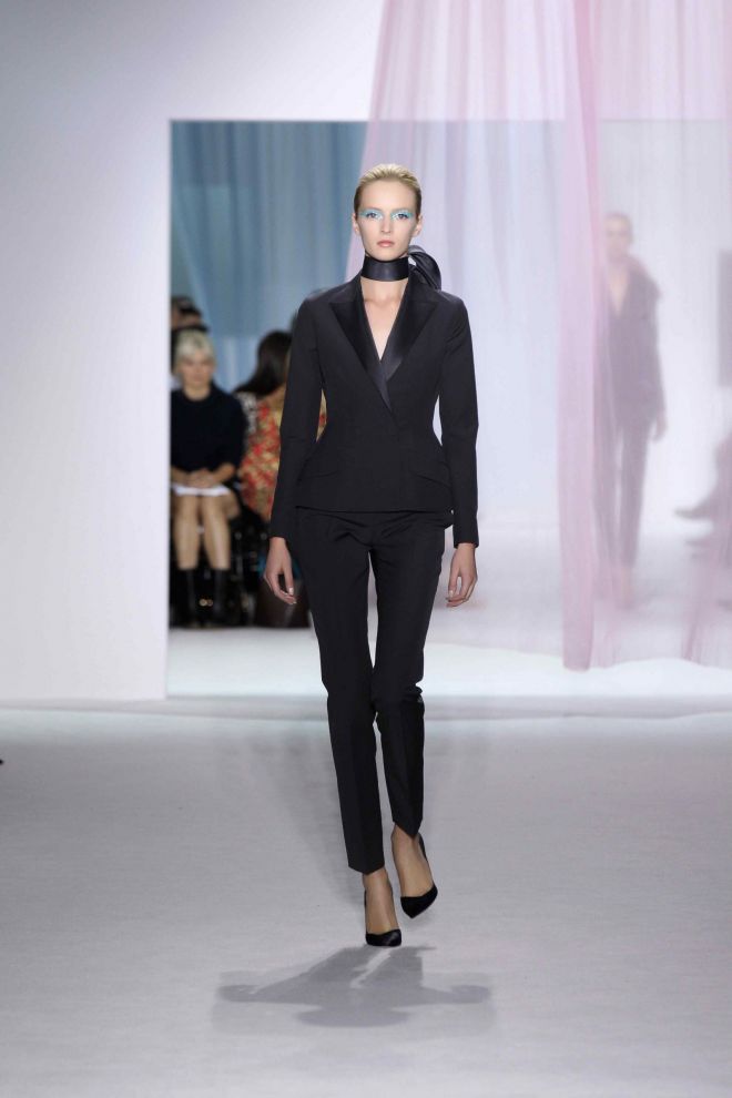 women_Dior_PAP_SS2013_Look_01 with cliping path_1_11zon